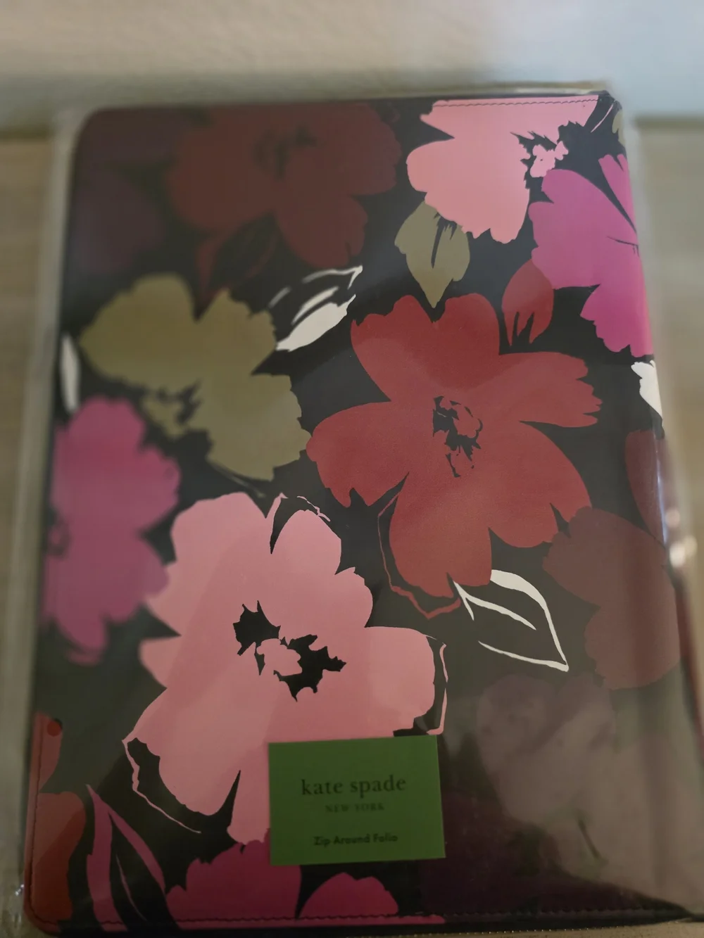 kate spade zip around